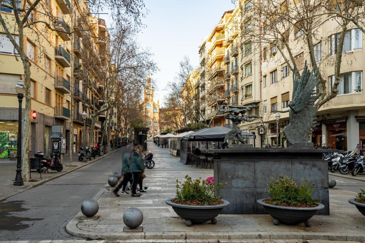 Ferienwohnung Fridays Flats Whisper-Quiet Near Sagrada'S Heart Barcelona Exterior foto