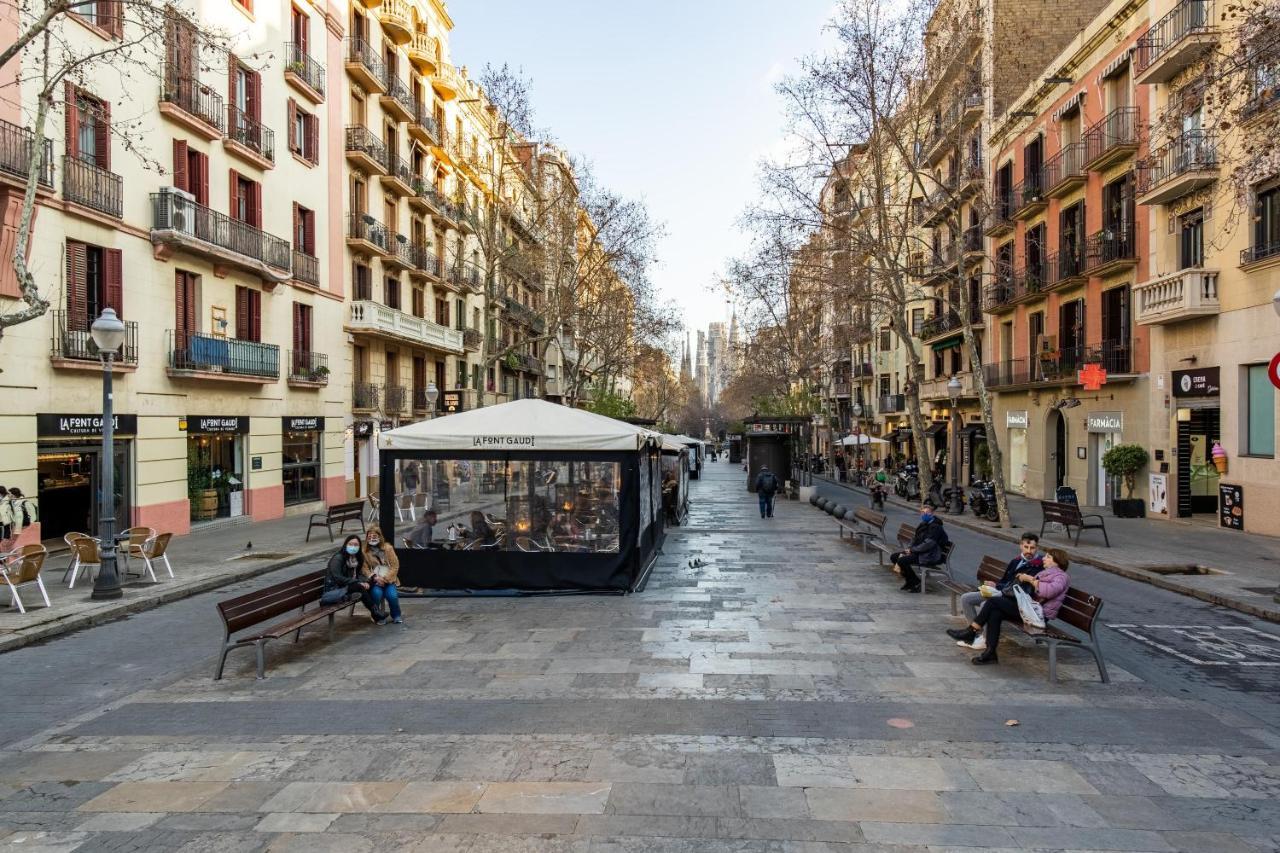 Ferienwohnung Fridays Flats Whisper-Quiet Near Sagrada'S Heart Barcelona Exterior foto