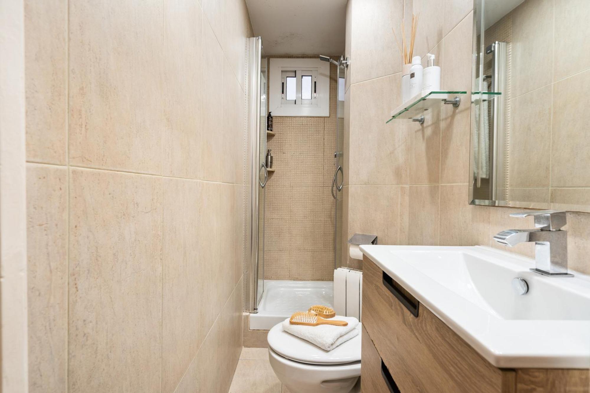 Ferienwohnung Fridays Flats Whisper-Quiet Near Sagrada'S Heart Barcelona Exterior foto