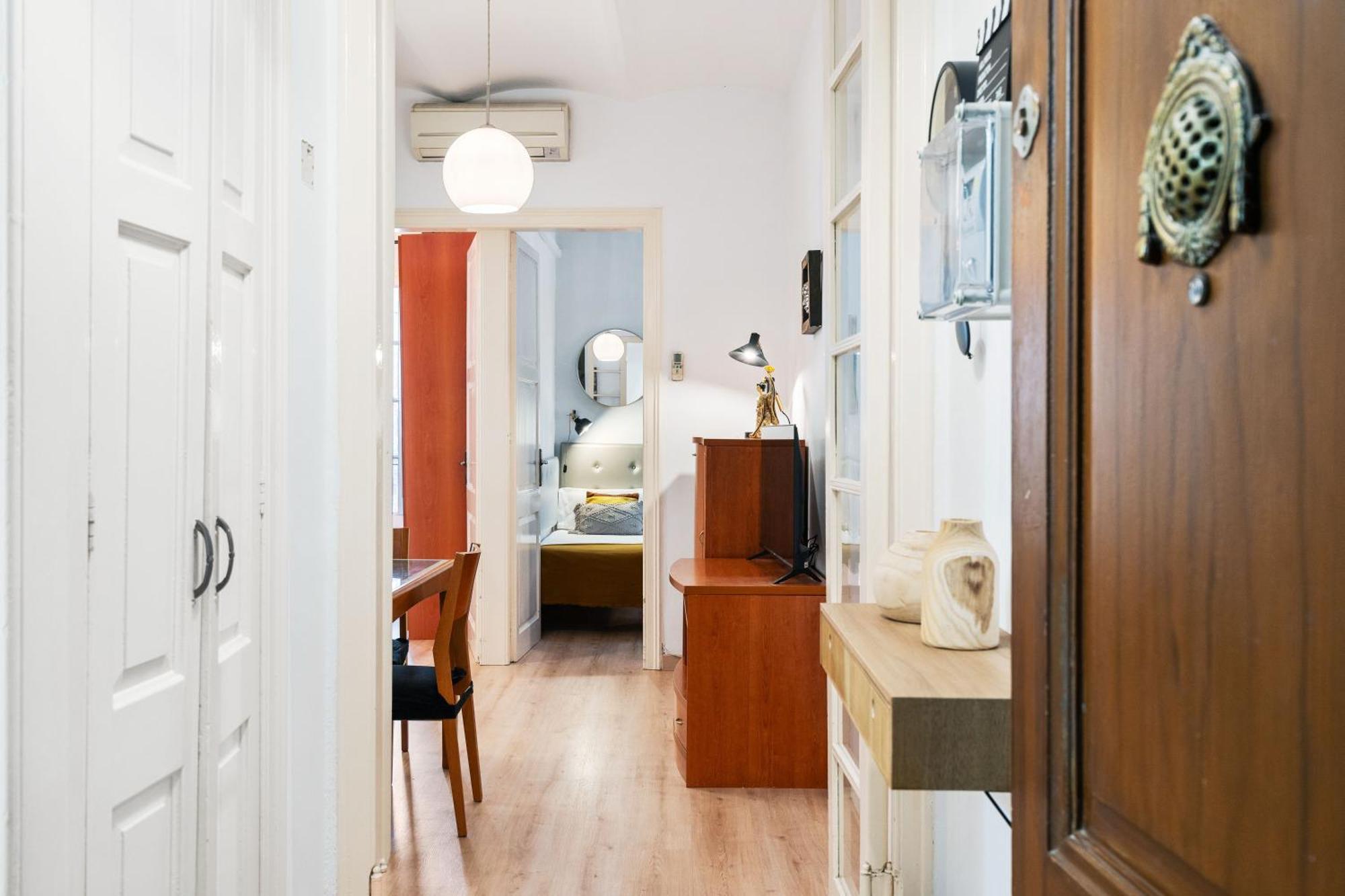 Ferienwohnung Fridays Flats Whisper-Quiet Near Sagrada'S Heart Barcelona Exterior foto