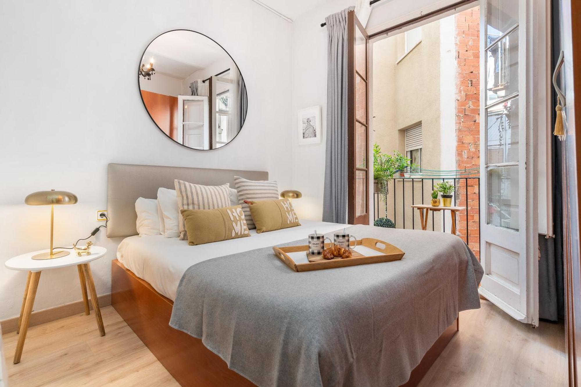 Ferienwohnung Fridays Flats Whisper-Quiet Near Sagrada'S Heart Barcelona Exterior foto